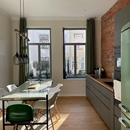 Apartment Loft De Leevde *