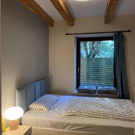 Loft De Leevde 公寓